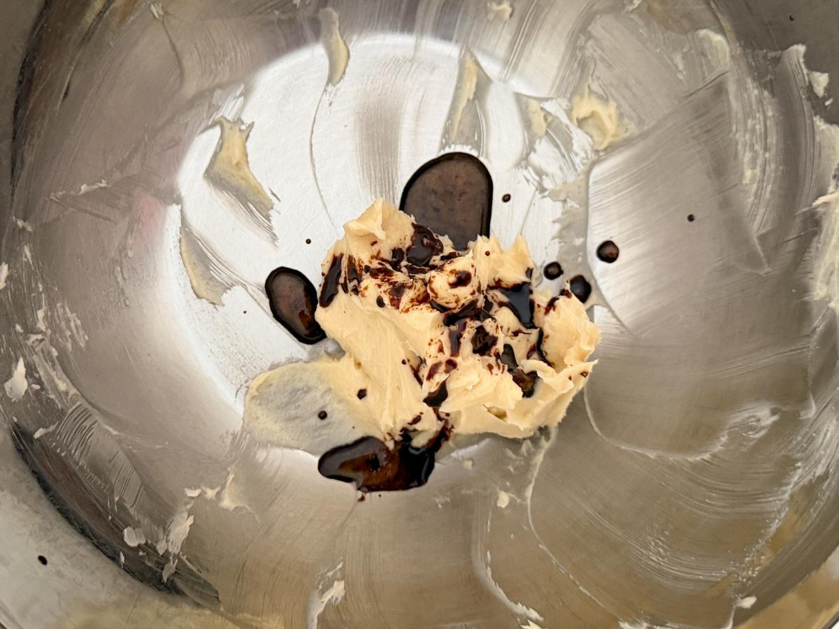 薄力粉を加える