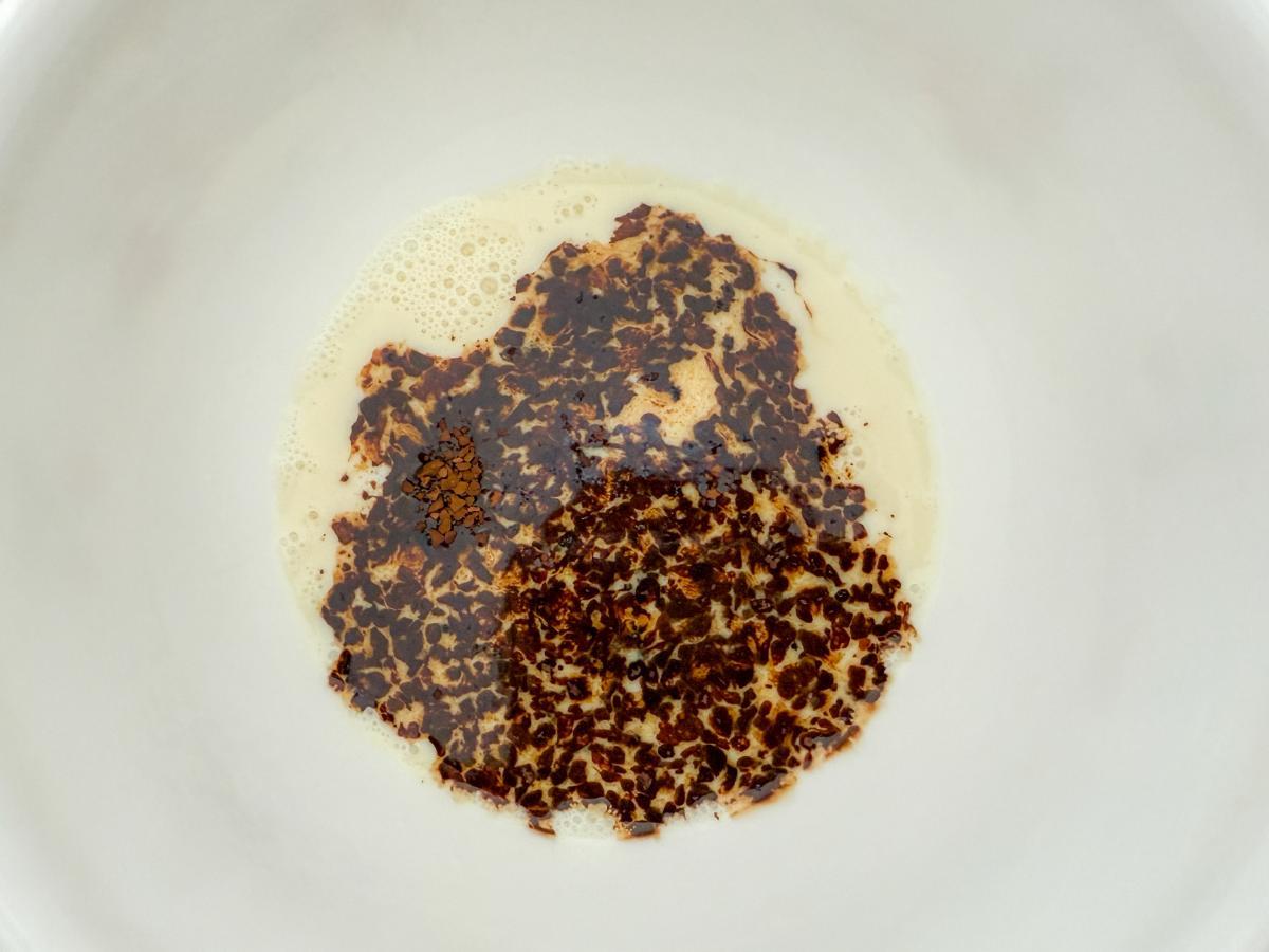 コーヒーを溶かす