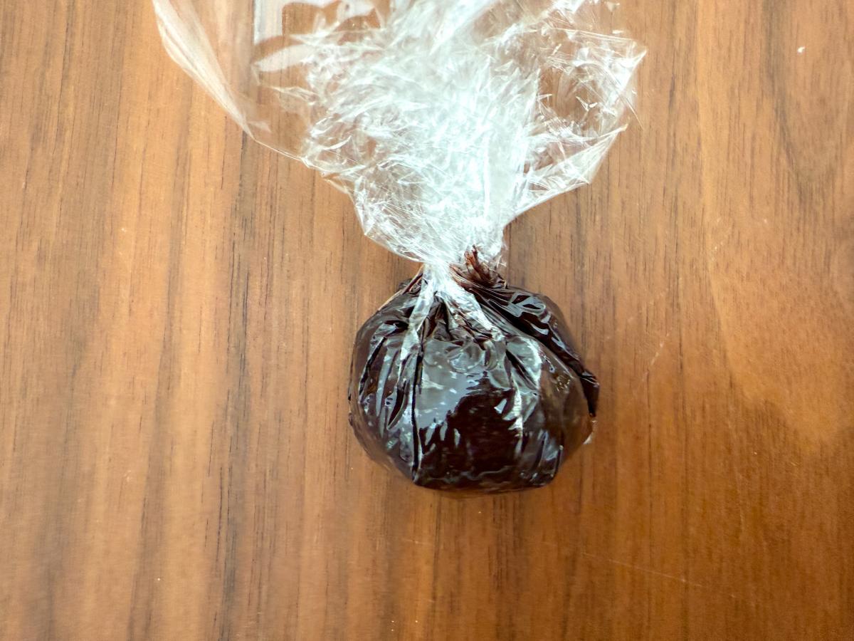 丸めてココアをまぶす