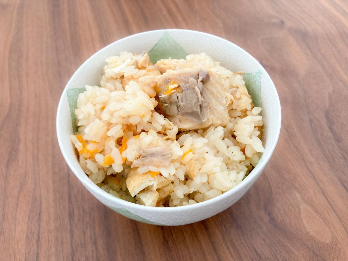 鮭缶の炊き込みご飯