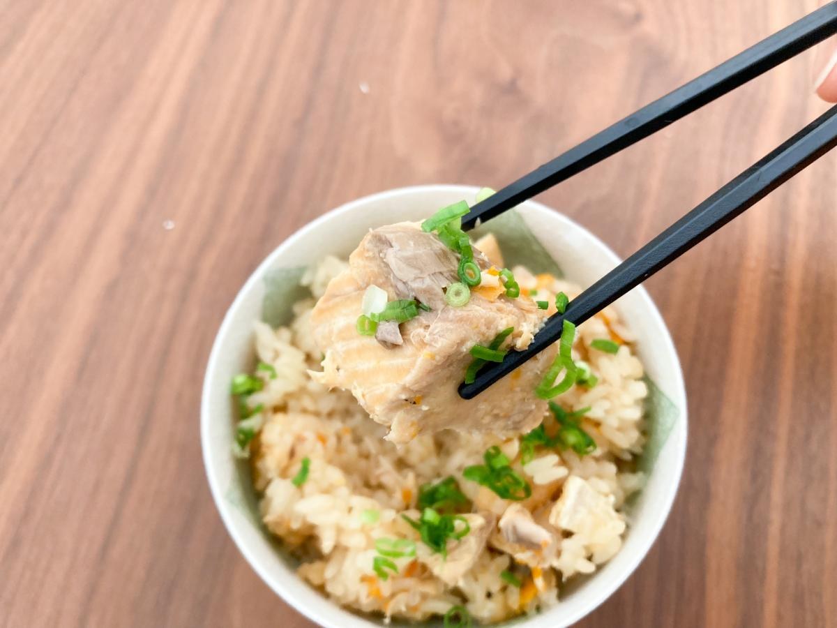 鮭缶の炊き込みご飯